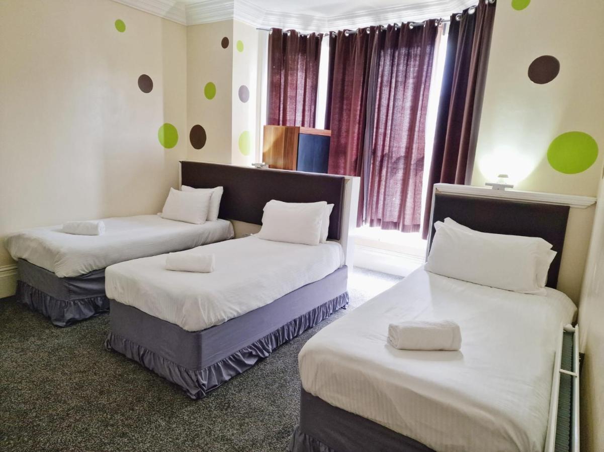 Portsmouth Budget Hotels - All Rooms Are En-Suite Exterior photo